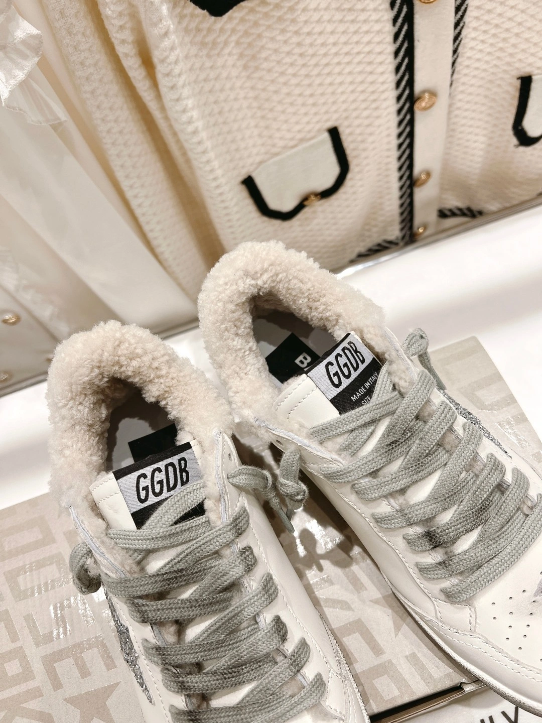 coco-- GWF00117.F000967.80185 item:C-X004I2830Y